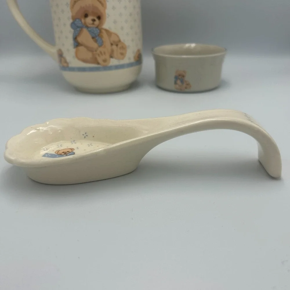 Vintage Tienshan Stoneware Country Bear Cottage Pitcher Bowl Spoon Rest Granny